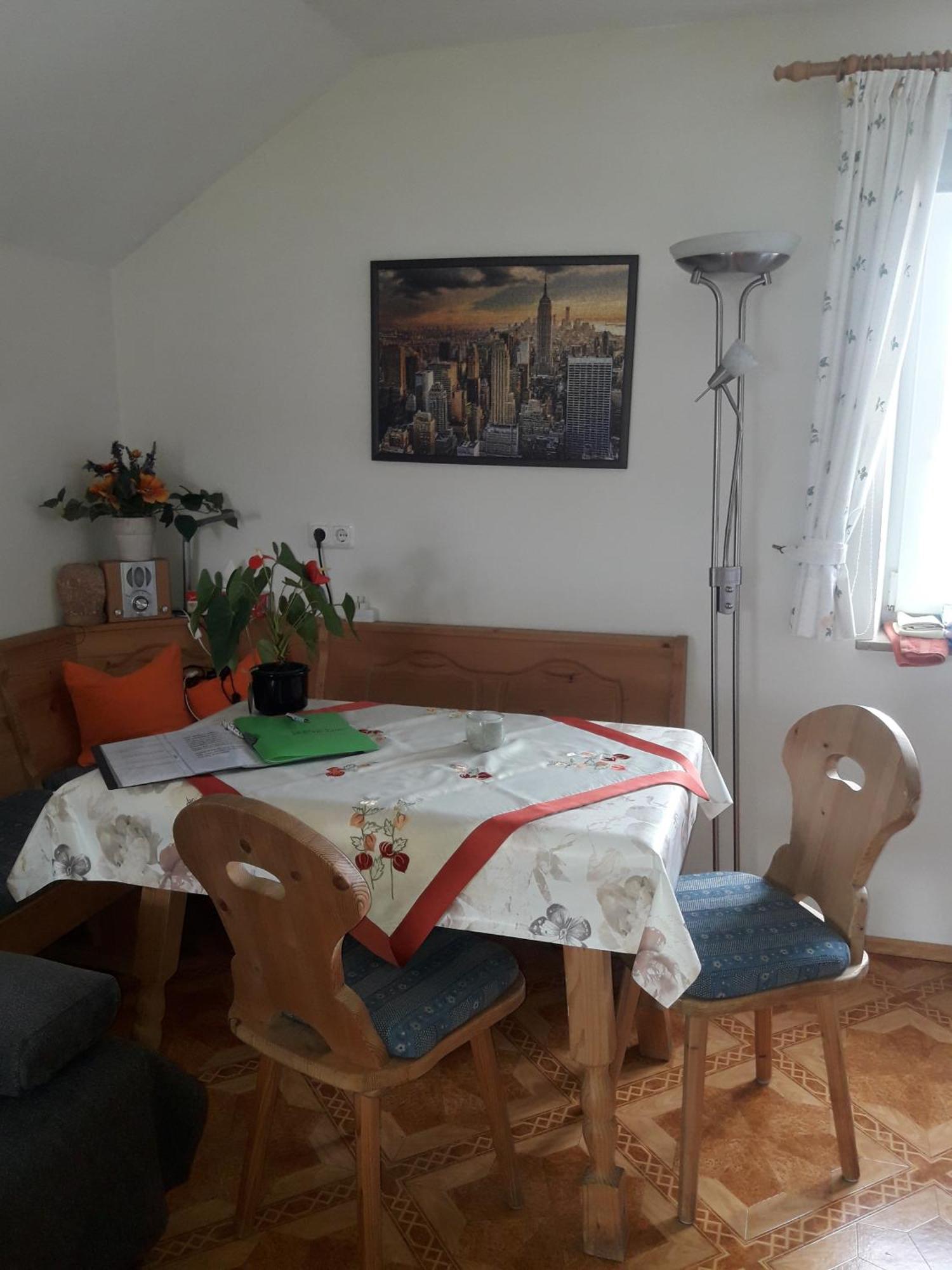 Gaestehaus Reisacher - Mehrbettzimmer Peiting Extérieur photo
